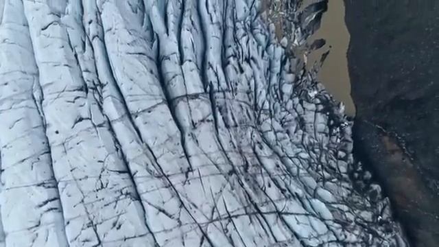 over the horizon (2018)