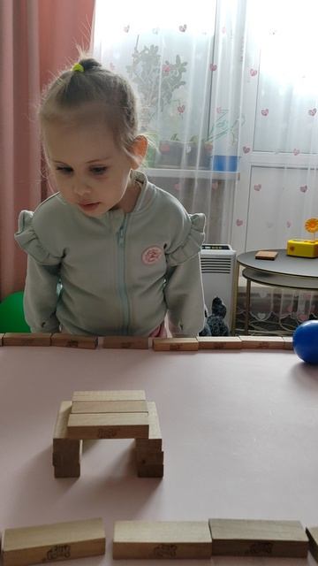 Воздушный футбол с Ариной