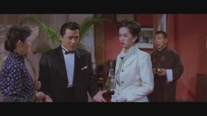 Чудеса (Крёстный отец из Кантона): Полиция окружила мафиози