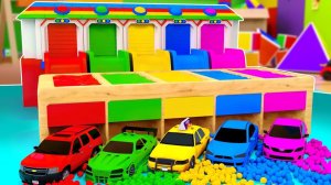 Изучаем цвета с игрушечными машинкоми! Скатитесь с горки и трамплина и упадите в бассейн с красками.