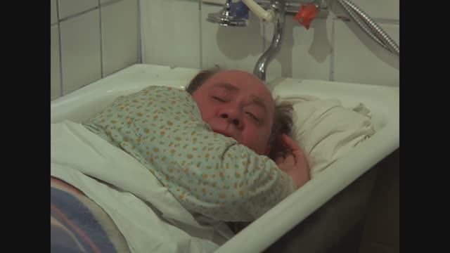 Рота! Подъём! Фрагменты из фильма "Афоня" 1975 г.