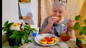 25-02-2026  #mukbangtatyanaeats #сырники🥯 #вкусно 😋👍