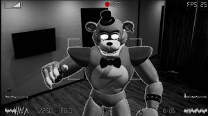 Аниматроник Фредди ФНАФ на скрытой камере в реальной жизни.