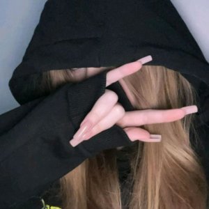 Болтаем😌(тгк: ✳️𝒟𝒶𝓈𝒽𝒶✳️) если кому-то нужен лайк акаунт то ссылка в описании👉👉👉👆