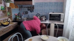 Жизнь пенсионеров.Вкусный ужин.