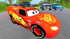 МУЛЬТИКИ ПРО МАШИНКИ МАКВИН: гонка мечты — прыжки к звёздам и искрящие столкновения!