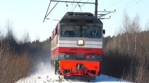 ТЭП70-0513 с пригородным поездом Екатеринбург-Пасс - Алапаевск и очень приветливой бригадой