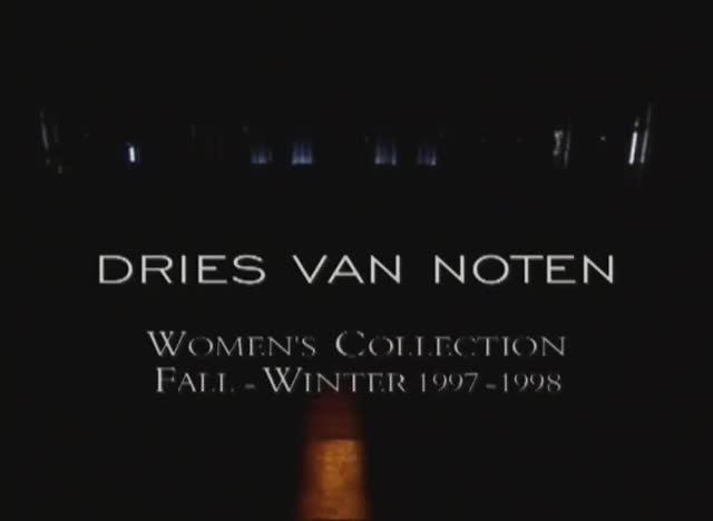 Показ женской коллекции Dries Van Noten осень-зима 1997-1998
