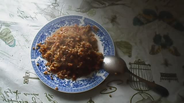 Когда мне хочется вкусной гречки с овощами, то готовлю её так