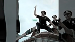 This man walks a tightrope between skyscrapers hundreds of meters high The Walk 2015 edit [get.gt]