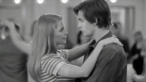 Поросло травой место наших встреч