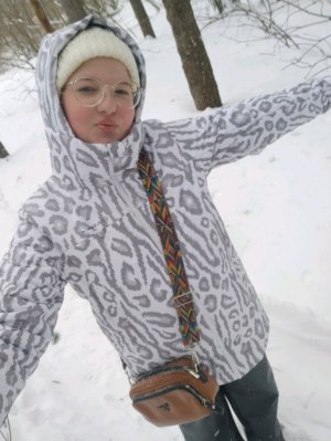 Заходи поболтаем!)