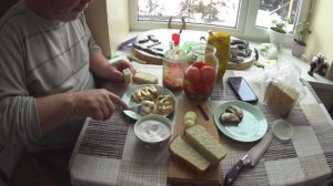 УТРЕННИЙ РИТУАЛ! ПЕРЕКУСИЛ АБЫ ЧТО! ПРОДАЖИ НА АВИТО! ТРЕБУЕТСЯ ОПЕРАТИВНОЕ ВМЕШАТЕЛЬСТВО ЗАЖИГАЛКЕ!