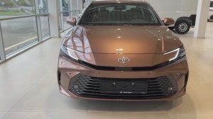 Toyota Camry Hybrid XLE 2026 обзор