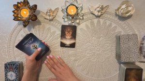 Что ПРОИСХОДИТ в Жизни загаданного Мужчины?.💫