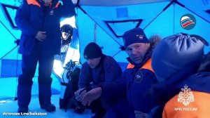 Тонули заживо, привязанные к креслам: машина с китайскими туристами ушла под лёд на Байкале