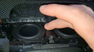 Неприятный звук в JBL CHARGE 3 TL