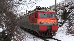 "Между скал". ВЛ11.8-826/829 А следует резервом