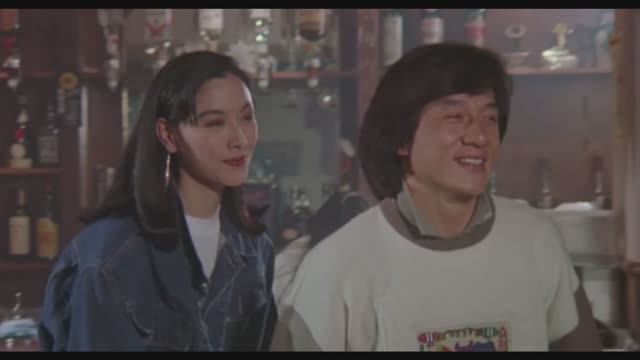 Остров огня: На Джеки и его девушку нападают бандиты