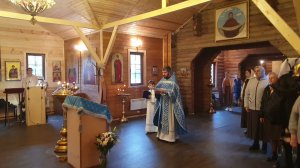 Моли́тва ко Пресвяте́й Богоро́дице. Покров Пресвятой Владычицы нашей Богородицы и Приснодевы Марии.