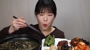 🔥🍲 Мукбанг и Mukbang : КОРЕЙСКИЙ ЗАВТРАК МЕЧТЫ! ☀️ Суп, яйцо, грибы и кимчи