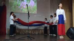 08 - Гляжу в озера синие - 7 класс