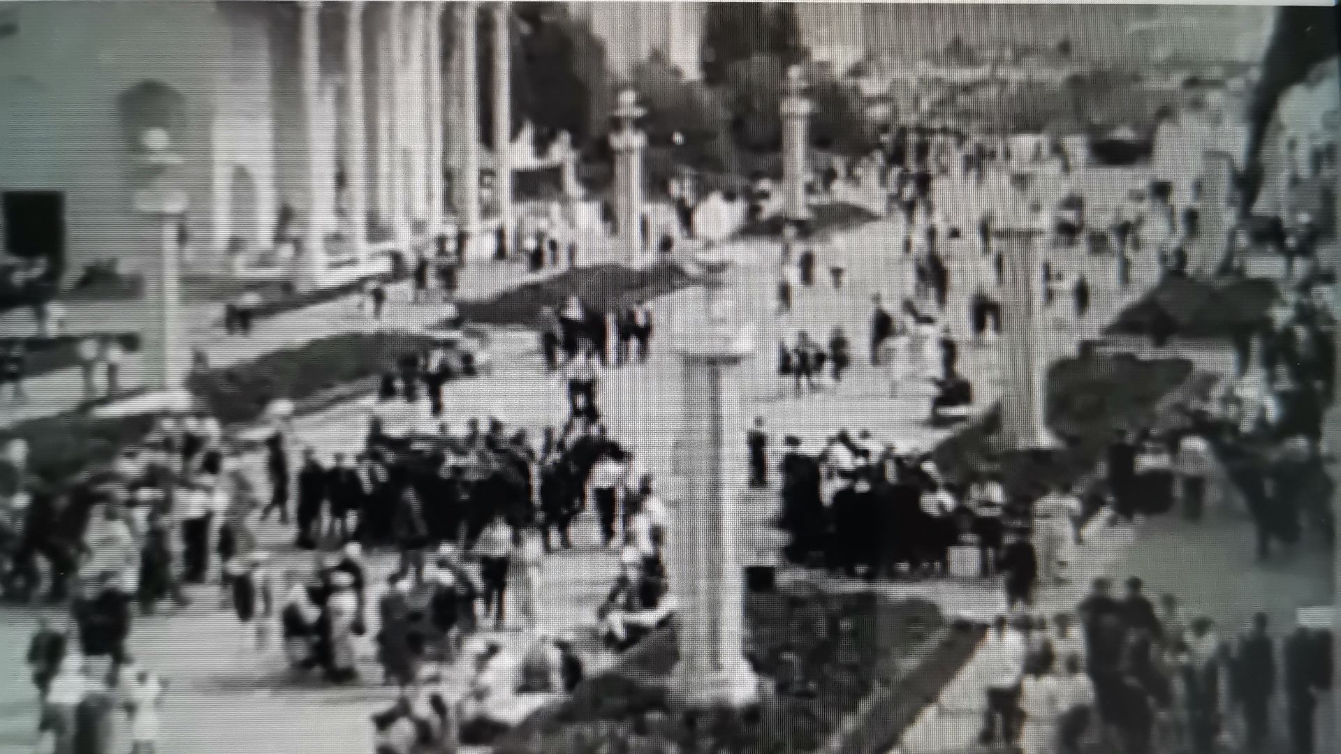 Познакомила, подружила Москва смотреть онлайн