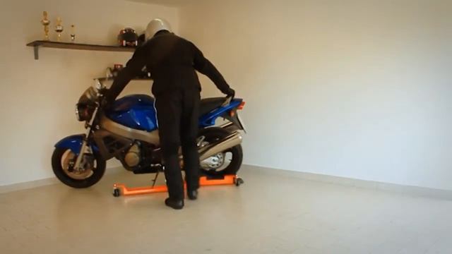 Мотопаркер EP02. Паркуй свой байк легко! смотреть онлайн