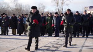 23 ФЕВРАЛЯ В КРАСНОЯРСКЕ: ДАНЬ ПАМЯТИ И ВСТРЕЧА С ВЕТЕРАНАМИ