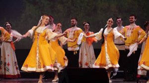 "Волжские припевки с плясками" Волжский русский хор "Volga Refrains with Dances" Volga Russian Choir