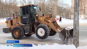 Активная уборка улиц от снега продолжается в Вологодской области