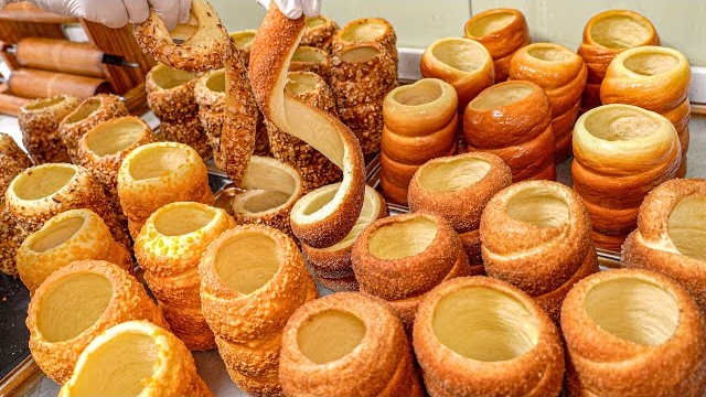 Четыре вида домашнего хлеба «трубочка»│корейская уличная еда. смотреть онлайн