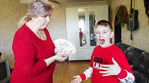 ГРИФЕР УКРАЛ У БАБУШКИ 130 000 РУБЛЕЙ В РЕАЛЬНОЙ ЖИЗНИ НА АДМИНКУ В МАЙНКРАФТ!