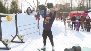 (12+) Кто самый сильный? Выясняли в Парке Мира