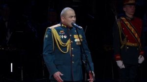 Губернатор Тюменской области вручил награды отличившимся бойцам СВО