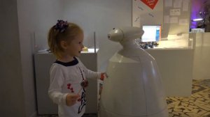 Дом Великана и Роботы - Развлечения для детей ⧸ Funny Indoor Pl