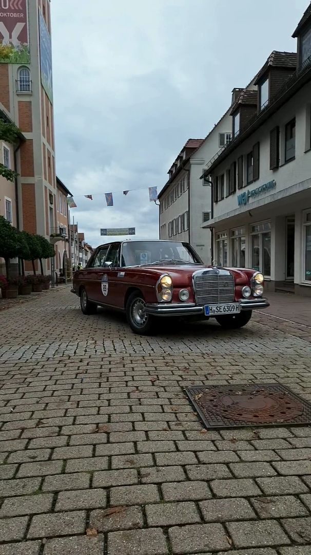 Mercedes W108