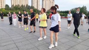 Танец, который взорвал сеть! 1 минута — и ты в ритме Этот бит заставит двигаться Удивительный мув дл