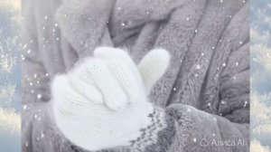 Мороз берёзы нарядил.