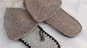 Подготовка подошвы для вязаных тапочек.