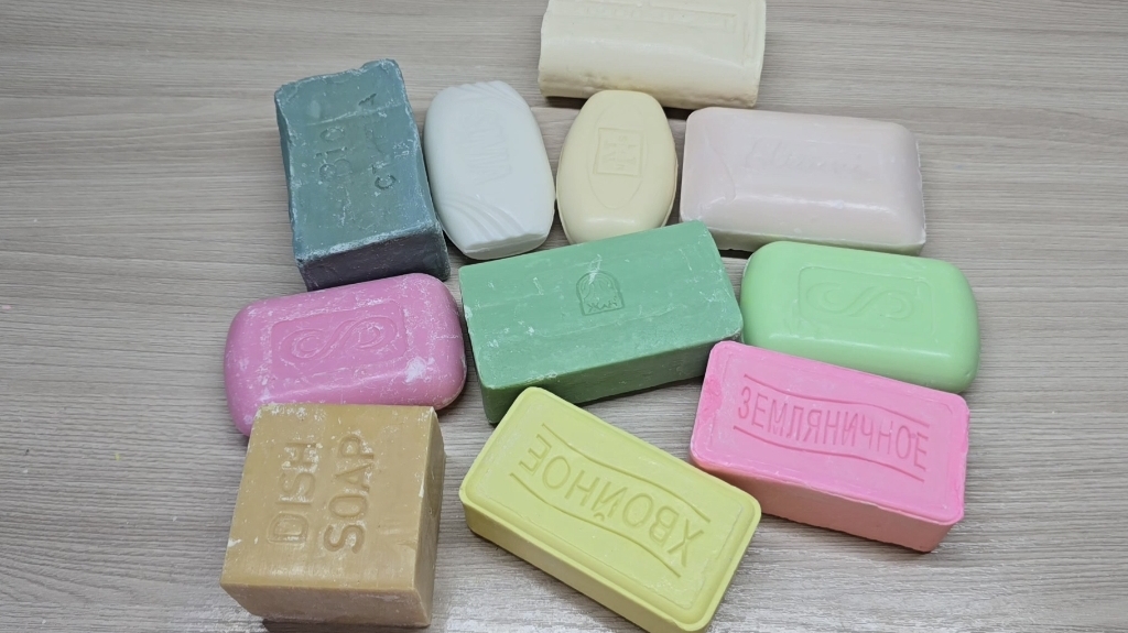 АСМР/ РЕЗКА МЫЛА смотреть онлайн