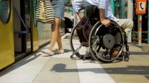 Alber-e-motion-M25-duitstalig---YouTube