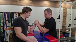 Техника борьбы верхом армрестлинг