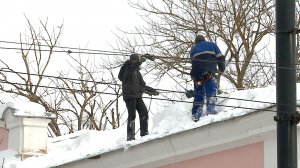 (Рыбинск-40) ПОКА СНЕГ НЕ РУХНУЛ: ШТРАФЫ ЗА ПЛОХУЮ УБОРКУ КРЫШ