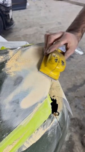 Разорвало крыло, на новой Ауди! #кузовнойремонт #детейлинг #покраска