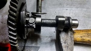 17. Как работает механизм декомпрессора двигателя бензогенератора 168f