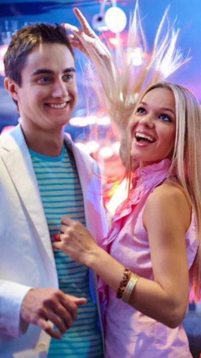 Удивительный вечер(дэнс,поп) смотреть онлайн