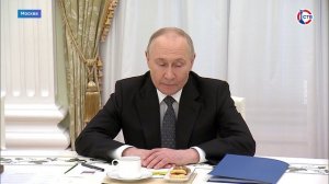 Президент РФ Владимир Путин встретился с вдовами погибших военнослужащих
