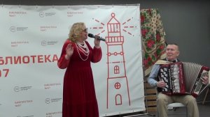 А. Петровская - Метет метель - Светлана Майорова, Евгений Алексеев (баян)