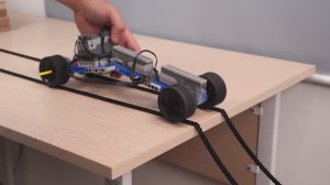 Соревнование LEGO Car Run по мосту Нароу